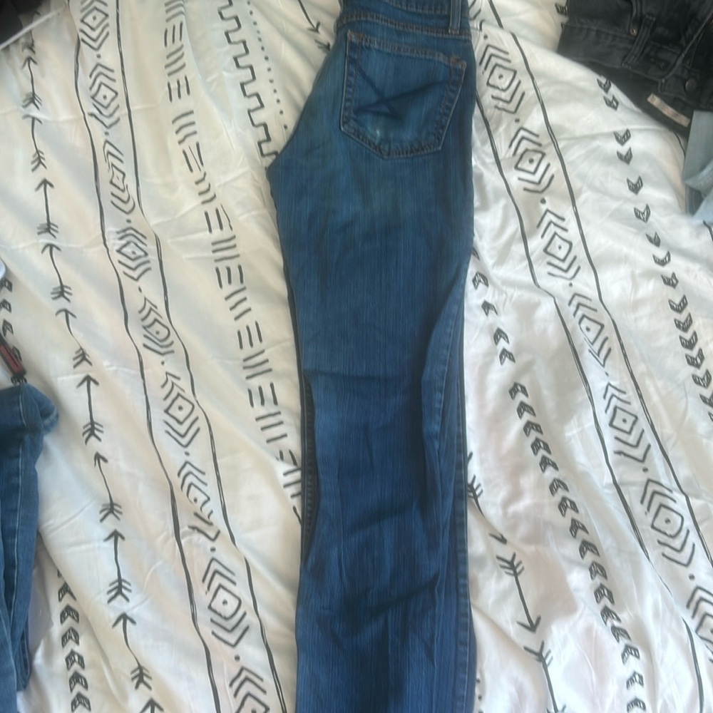 Cinch jeans 
Jenna’s
Size 3  or 27